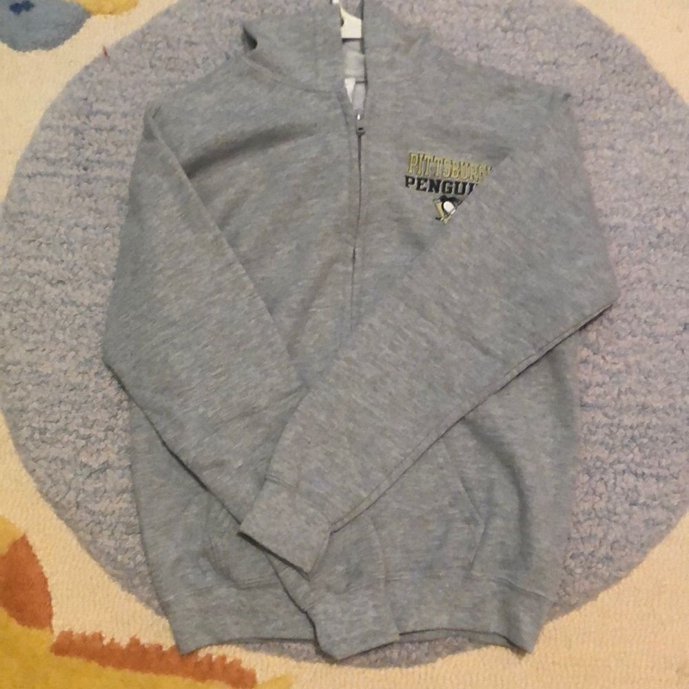 Grey Zip Up Pittsburgh Penguins Y/L Sweatshirt
